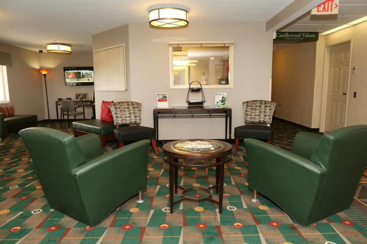 Candlewood Suites East Lansing By Ihg Exterior photo